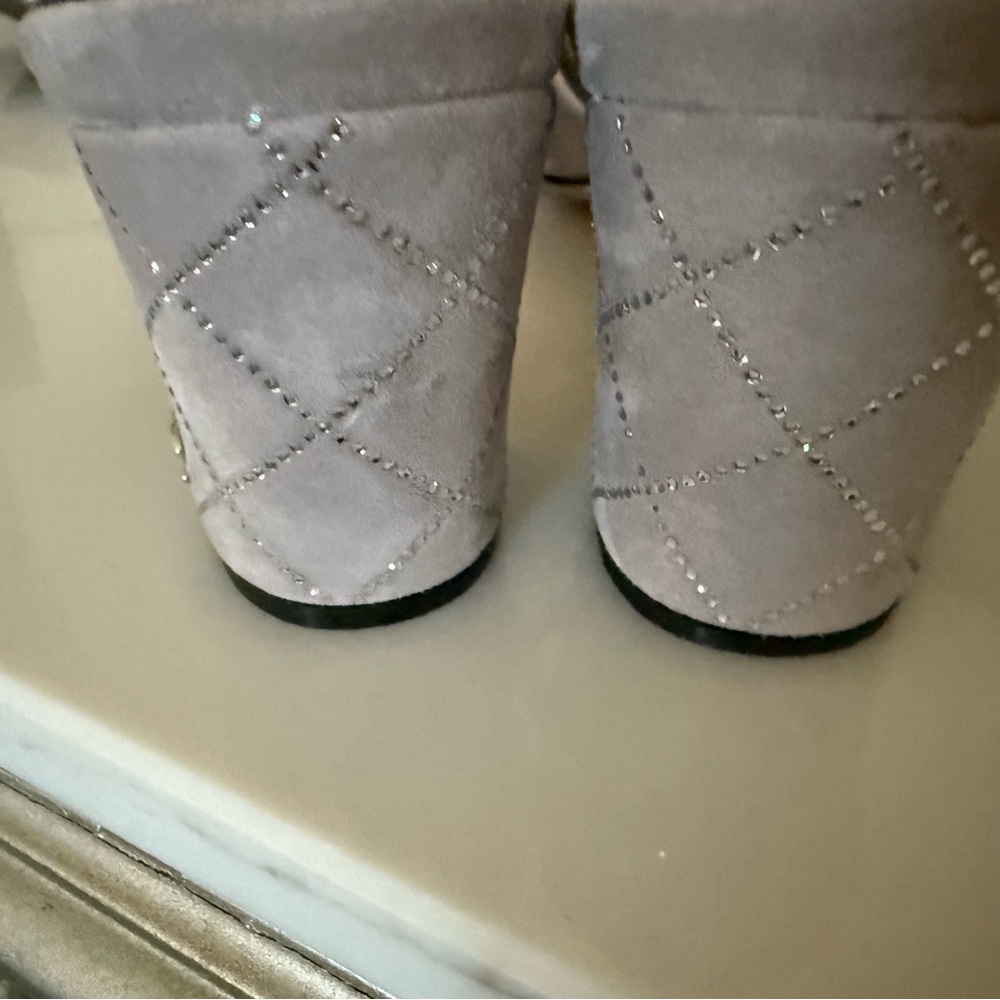 CHANEL Women's Taupe and Black Quilted Heels - Picture 3 of 3